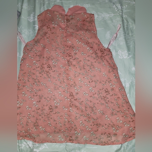 Passport Pink Sleeveless Graphic Blouse with Peter Pan Collar - Picture 4 of 7